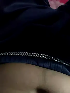 Snapshot of AarthiRaju chatting on 02/24/25, 09:00 AarthiRaju online show from 02/24/25, 09:00