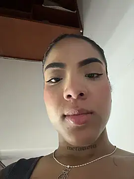 Maryybellax online show from 04/08/26, 11:05