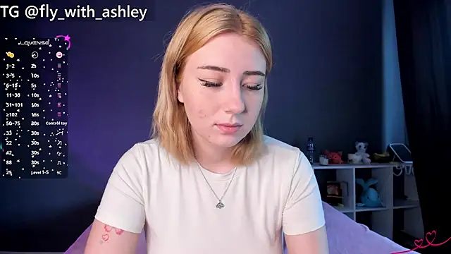 Snapshot of ashley_lovestory chatting on 09/15/25, 05:51 ashley lovestory online show from 09/15/25, 05:51