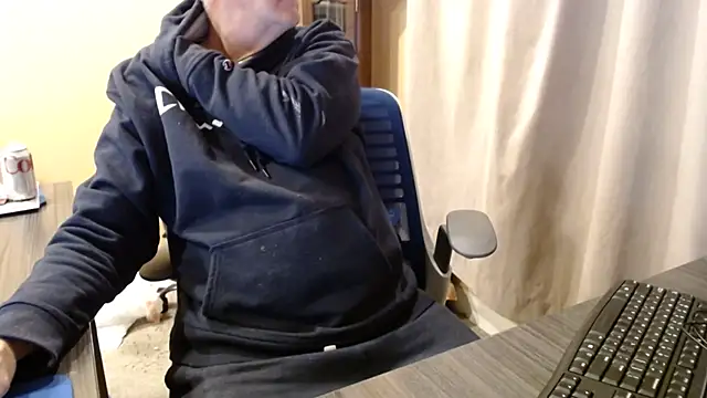 Snapshot of olderandwiser2 chatting on 02/16/25, 05:15 olderandwiser2 online show from 02/16/25, 05:15