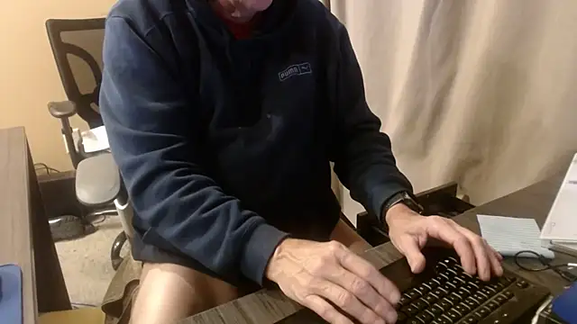 olderandwiser2 online show from 03/10/26, 04:06