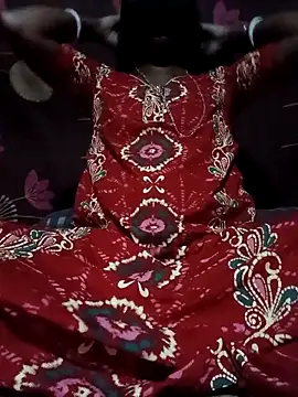 Snapshot of CuteRani001 chatting on 10/30/25, 02:29 CuteRani001 online show from 10/30/25, 02:29