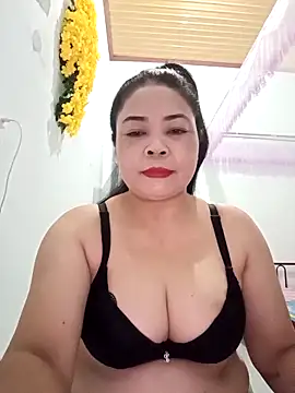 Snapshot of Baby-bigtits2024 chatting on 03/05/25, 01:17 Baby-bigtits2024 online show from 03/05/25, 01:17