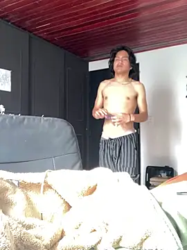 Snapshot of shadowsofgarden chatting on 02/16/25, 01:27 shadowsofgarden online show from 02/16/25, 01:27