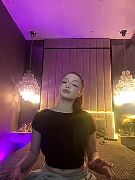 AlexaBright online show from 11/11/25, 07:14