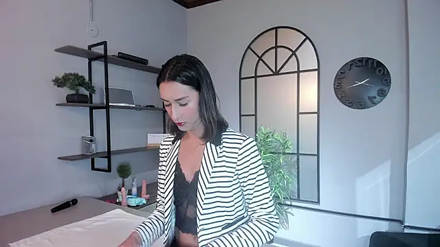 Georgina Palacios  online show from 03/03/26, 03:56