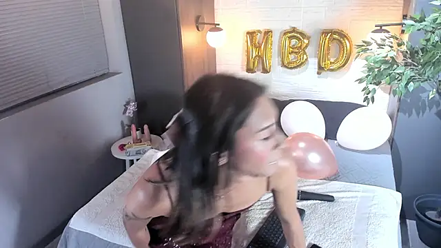 Georgina Palacios  online show from 04/14/26, 03:45