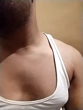 Snapshot of Vij717 chatting on 02/08/25, 05:08 Vij717 online show from 02/08/25, 05:08