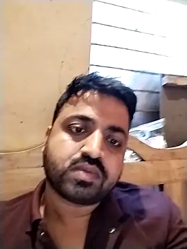 Snapshot of Vij717 chatting on 02/16/25, 07:37 Vij717 online show from 02/16/25, 07:37