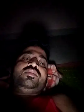 Snapshot of Vij717 chatting on 02/17/25, 02:37 Vij717 online show from 02/17/25, 02:37