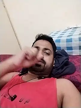 Snapshot of Vij717 chatting on 02/23/25, 02:57 Vij717 online show from 02/23/25, 02:57