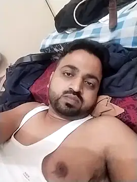 Snapshot of Vij717 chatting on 03/06/25, 02:51 Vij717 online show from 03/06/25, 02:51