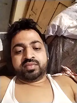 Snapshot of Vij717 chatting on 03/14/25, 12:54 Vij717 online show from 03/14/25, 12:54