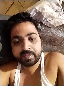 Snapshot of Vij717 chatting on 03/15/25, 06:36 Vij717 online show from 03/15/25, 06:36