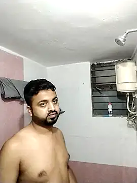 Snapshot of Vij717 chatting on 03/18/25, 01:00 Vij717 online show from 03/18/25, 01:00