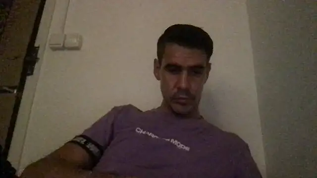 Snapshot of halfArabhalfspanish chatting on 06/22/26, 07:11 halfArabhalfspanish online show from 06/22/26, 07:11