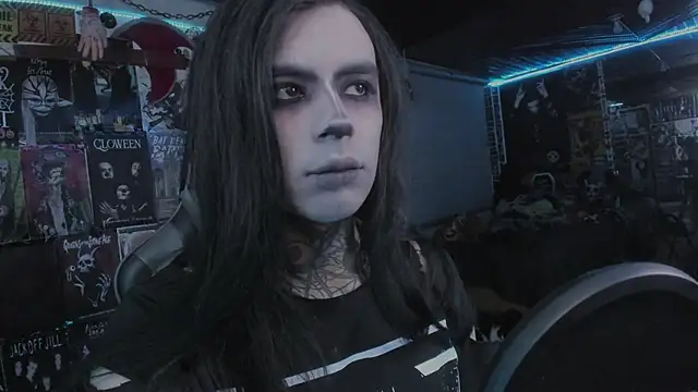 Snapshot of rotten_dreams chatting on 11/13/25, 11:14 rotten dreams online show from 11/13/25, 11:14