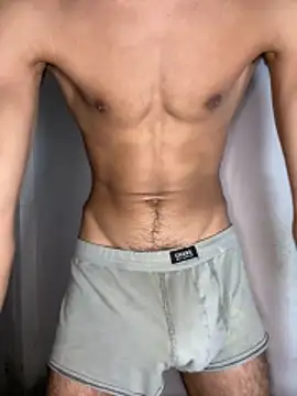 Snapshot of Hamza-Maroki chatting on 02/13/26, 10:50 Hamza-Maroki online show from 02/13/26, 10:50