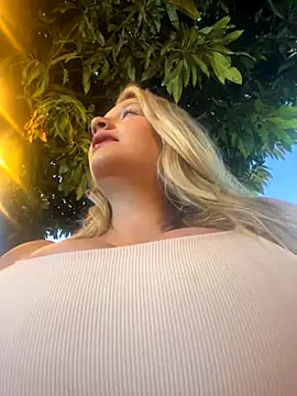 aurora coldd online show from 10/29/25, 10:55