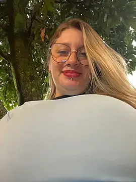 aurora coldd online show from 04/13/26, 10:26