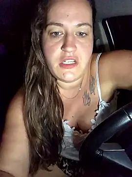 Snapshot of justtess chatting on 09/09/25, 09:58 justtess online show from 09/09/25, 09:58