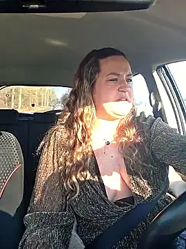 Snapshot of justtess chatting on 02/04/26, 09:37 justtess online show from 02/04/26, 09:37