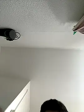 Snapshot of key18cm chatting on 12/17/25, 01:28 key18cm online show from 12/17/25, 01:28