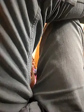 venky2026 online show from 02/19/25, 06:44