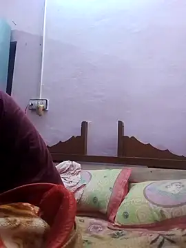 Snapshot of Hot_couple493 chatting on 02/11/25, 09:03 Hot couple493 online show from 02/11/25, 09:03