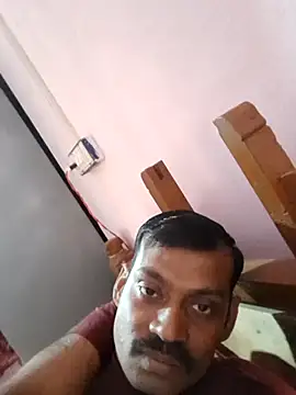 Snapshot of Hot_couple493 chatting on 03/22/25, 09:34 Hot couple493 online show from 03/22/25, 09:34