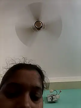 Snapshot of sonuchoudhury chatting on 09/24/25, 07:01 sonuchoudhury online show from 09/24/25, 07:01