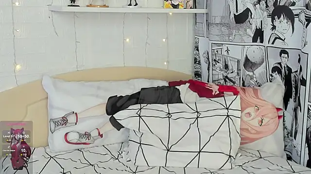 Snapshot of b4by_Emilia chatting on 02/13/25, 07:45 b4by Emilia online show from 02/13/25, 07:45