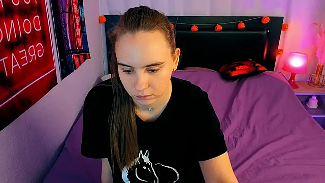 Snapshot of Lika_0ne chatting on 11/12/25, 11:54 Lika 0ne online show from 11/12/25, 11:54