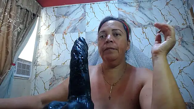 Snapshot of alina_maturehot chatting on 05/11/26, 02:45 alina maturehot online show from 05/11/26, 02:45