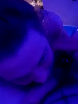 Snapshot of favoritestepsis chatting on 09/15/25, 08:20 favoritestepsis online show from 09/15/25, 08:20