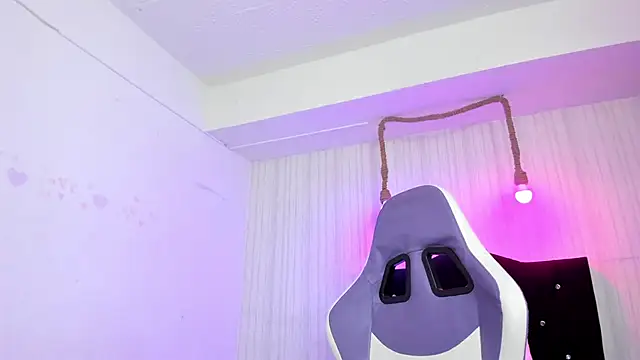 nicky angel1 online show from 10/29/25, 06:42