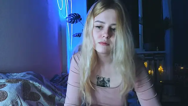 Snapshot of Alexa_Pirs chatting on 02/17/25, 09:30 Alexa Pirs online show from 02/17/25, 09:30