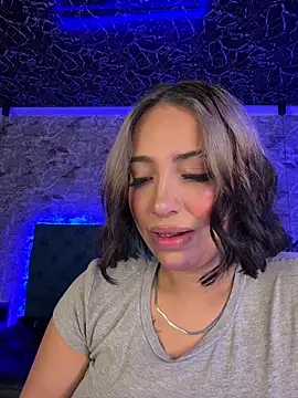 Snapshot of Scarlett-LS chatting on 07/11/26, 03:20 Scarlett-LS online show from 07/11/26, 03:20