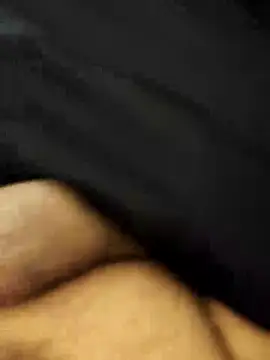 Snapshot of dailyduopy1009 chatting on 03/03/25, 01:21 dailyduopy1009 online show from 03/03/25, 01:21