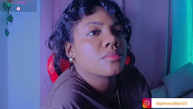 Daphnewalker   online show from 02/28/26, 01:06