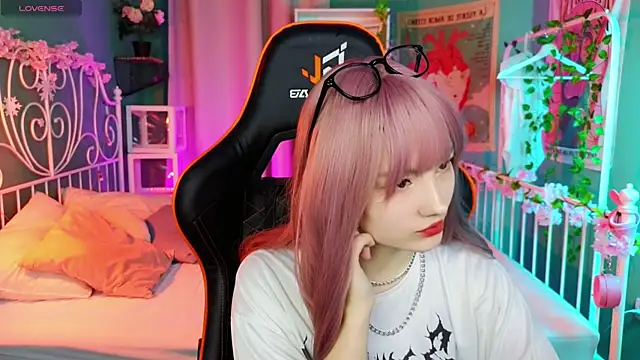 Akemi Sora  online show from 03/05/25, 03:07