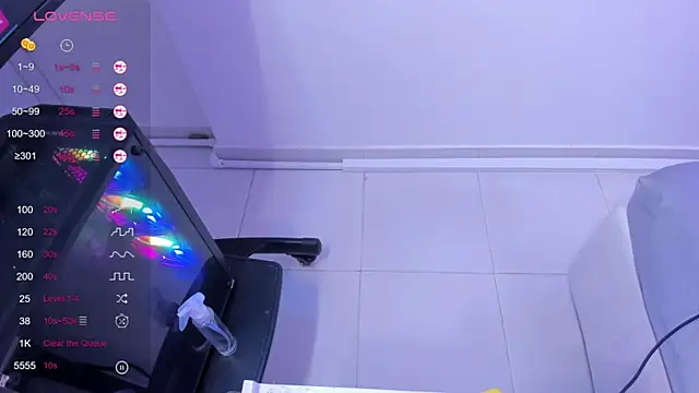 Snapshot of linda_sofi__ chatting on 03/13/25, 07:50 linda sofi online show from 03/13/25, 07:50