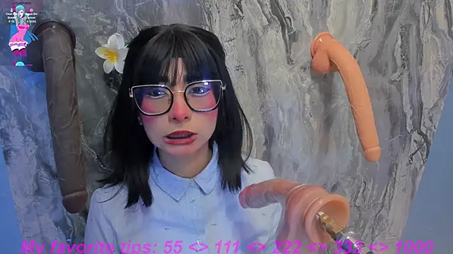 Snapshot of linda_sofi__ chatting on 10/07/25, 08:06 linda sofi online show from 10/07/25, 08:06