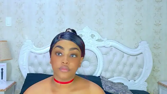 TianahGlow online show from 01/14/26, 08:36