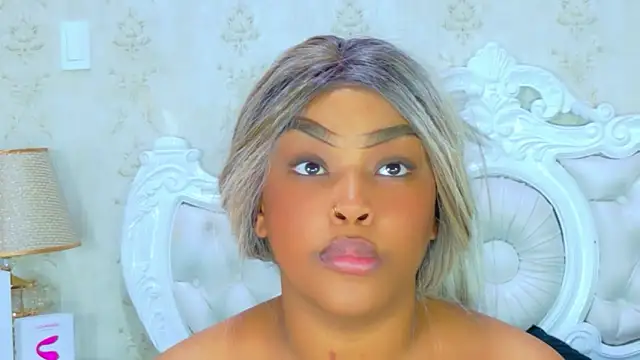 TianahGlow online show from 02/03/26, 08:25