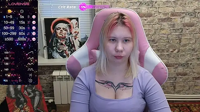 Snapshot of Little_kitsune1707 chatting on 11/26/25, 07:20 Little kitsune1707 online show from 11/26/25, 07:20