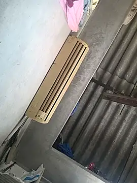 Snapshot of lovely----bhabhi chatting on 11/28/25, 09:01 lovely----bhabhi online show from 11/28/25, 09:01