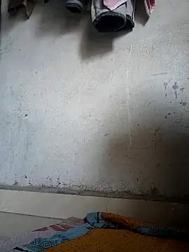 Snapshot of lovely----bhabhi chatting on 12/01/25, 03:22 lovely----bhabhi online show from 12/01/25, 03:22