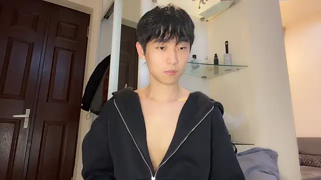 Snapshot of Brian_Stars chatting on 12/17/25, 09:43 Brian Stars online show from 12/17/25, 09:43