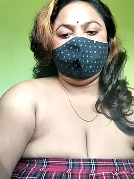 rani130 online show from 12/14/25, 01:44